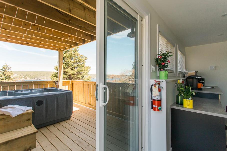 Whale House Guest House Mobile Екстериор снимка