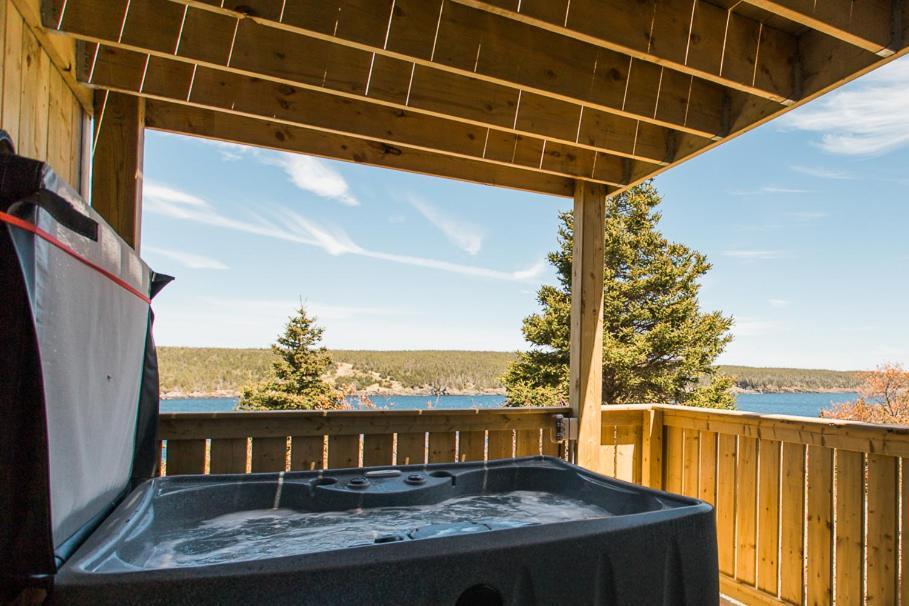 Whale House Guest House Mobile Екстериор снимка