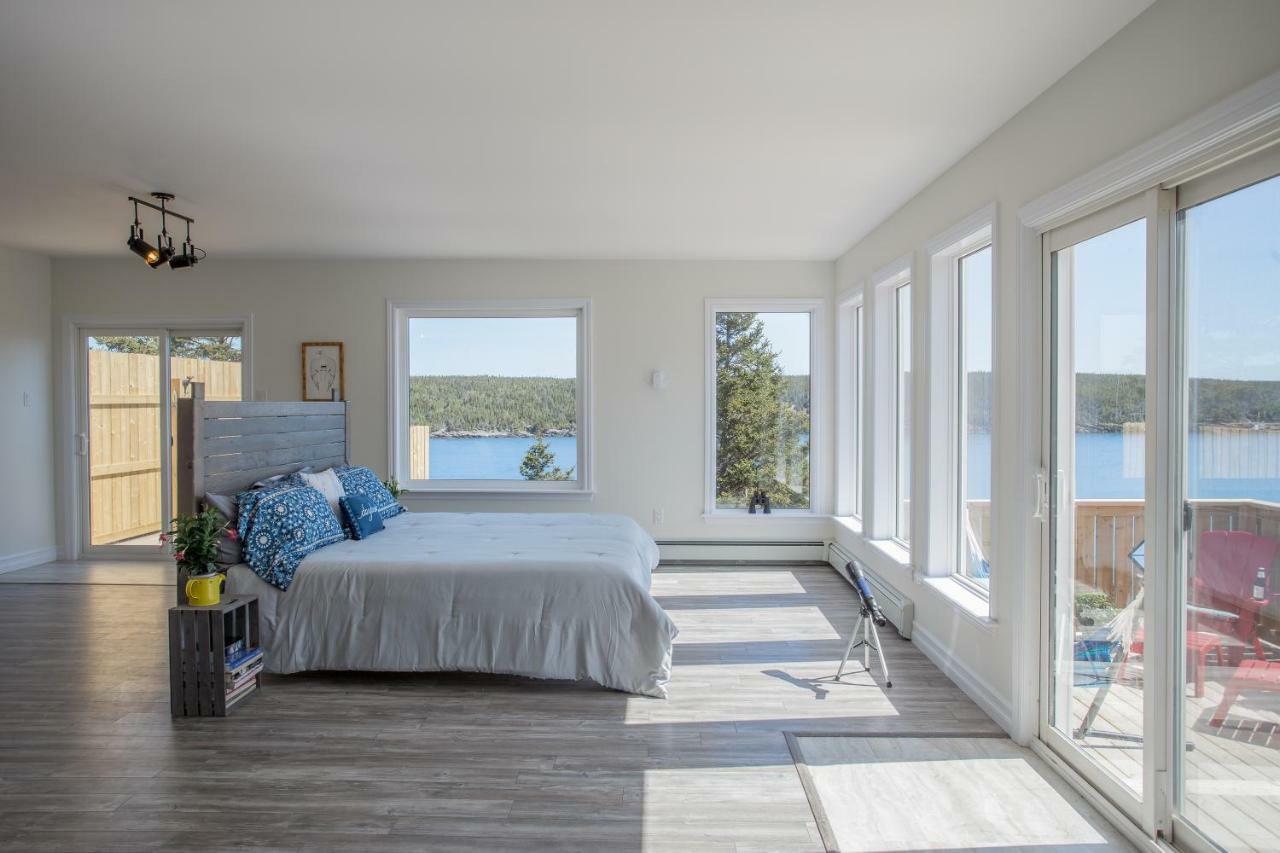 Whale House Guest House Mobile Екстериор снимка